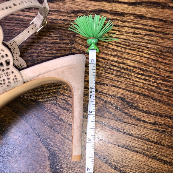 💠 Salvatore Ferragamo Garcia Suede Sandal - Picture 7 of 8